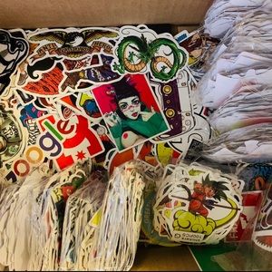 Vinyl stickers ( 300 NO DUPLICATES )